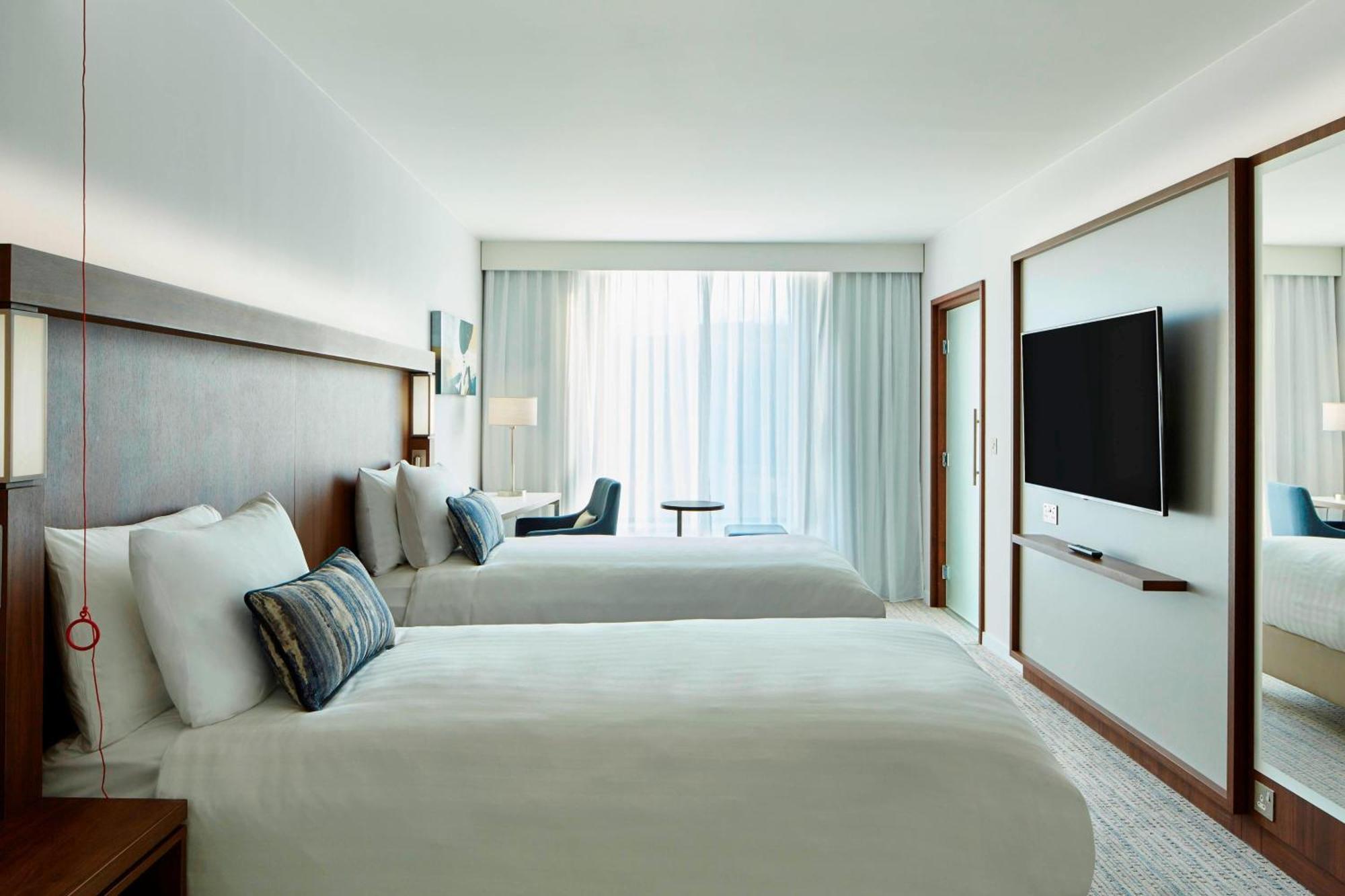 Twin Room,1632298263:JPEG